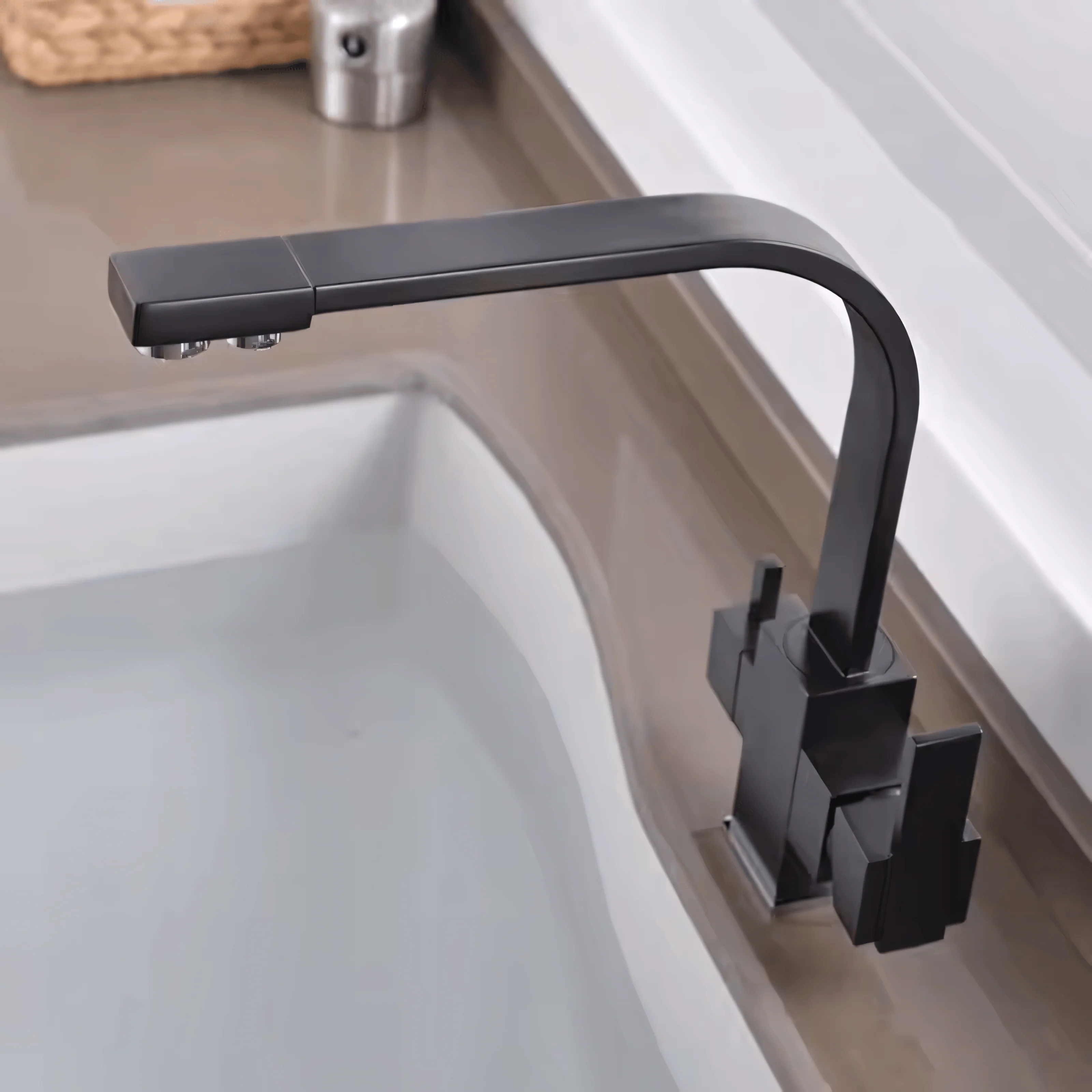 Augsburg - Three-Way Kitchen Faucet with Filter Tap Reverse Osmosis Compatible - Image 10