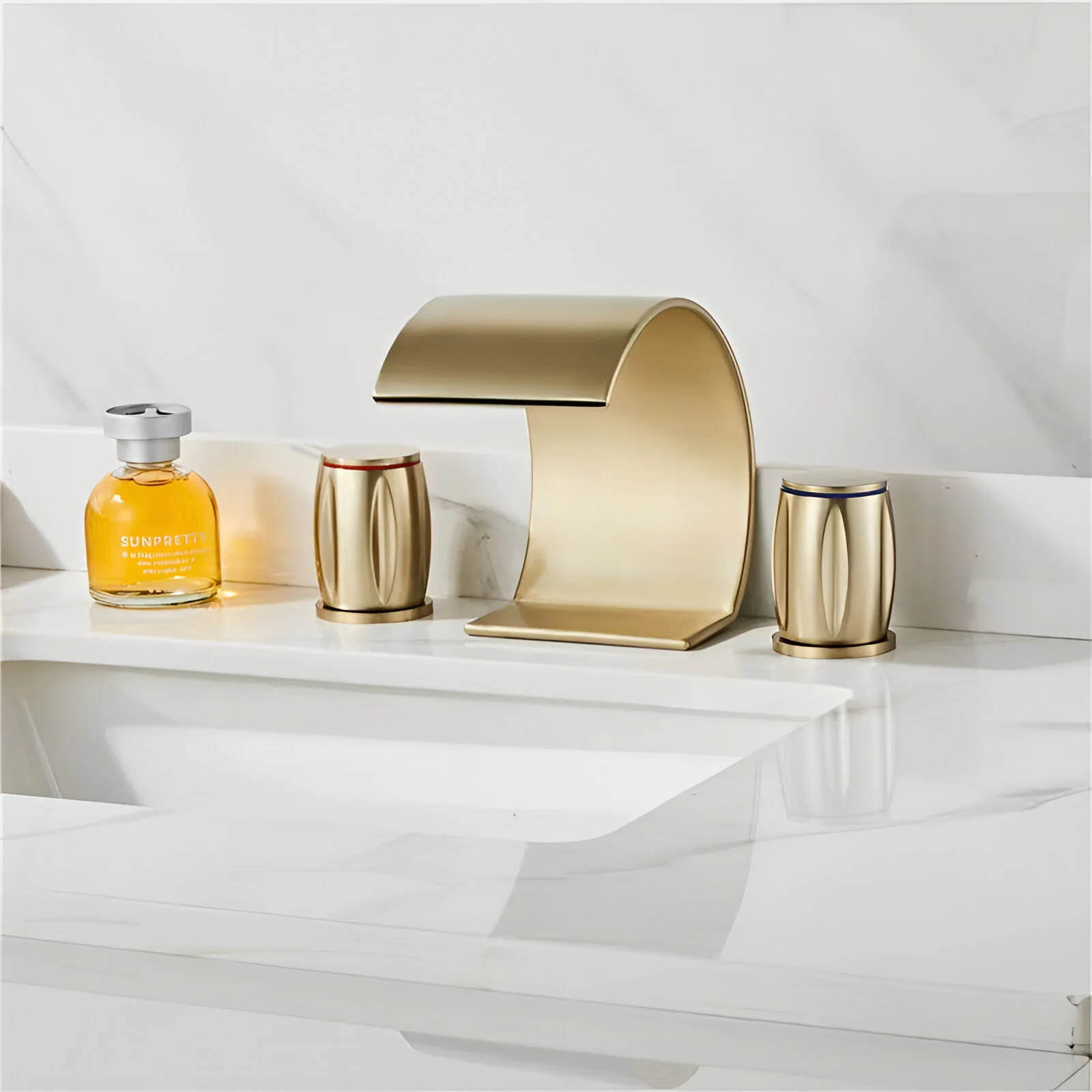 Bali - Bathroom Washbasin Waterfall Faucet Split Three-Piece - Image 8