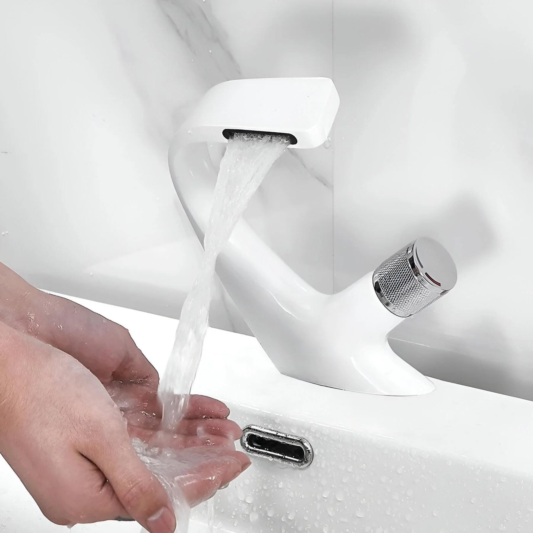 Bodo - Modern Waterfall Basin Bathroom Sink Faucet Single Handle Single Hole - Image 3