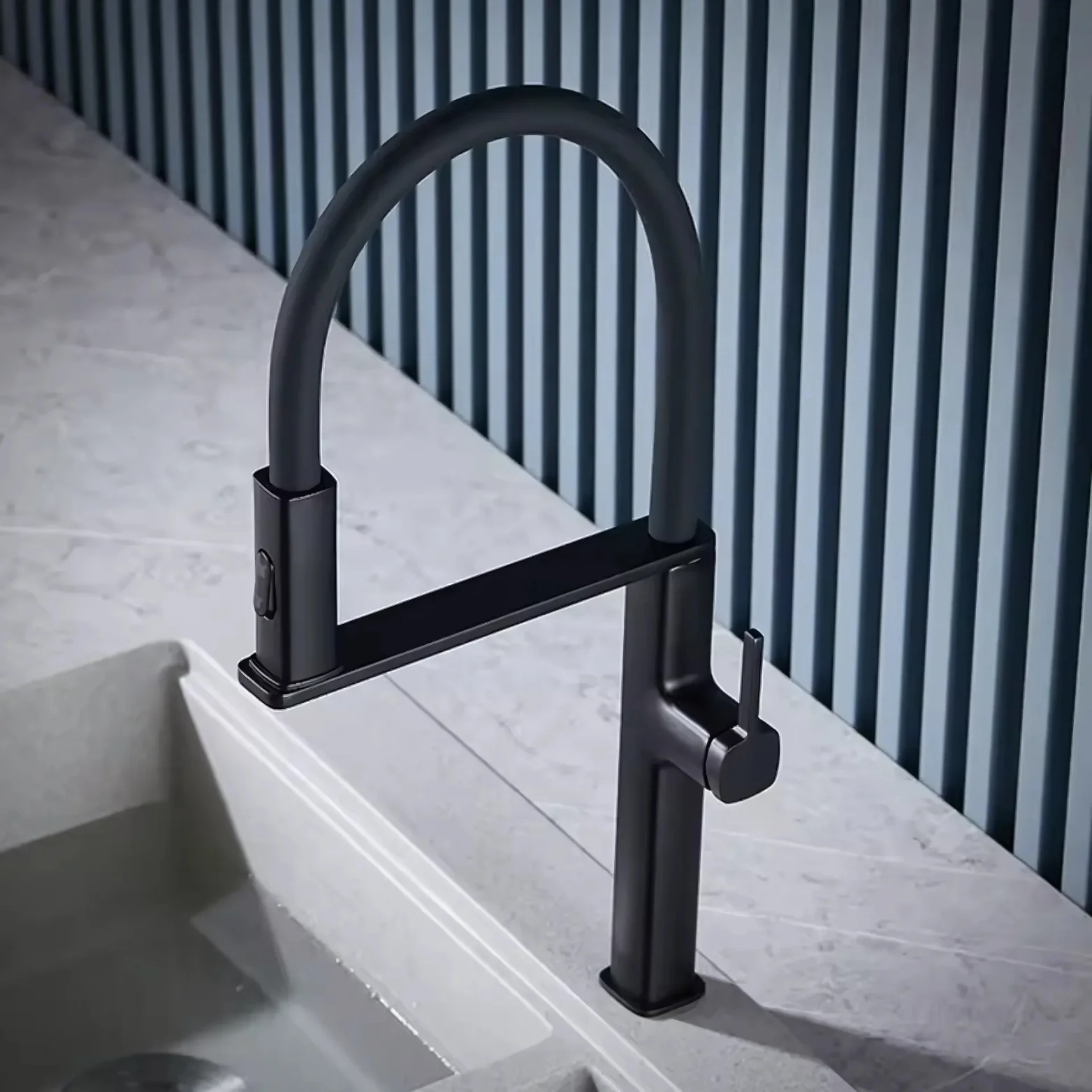 Deventer Premium - Luxury Design Pull-Down Kitchen Faucet - Image 4