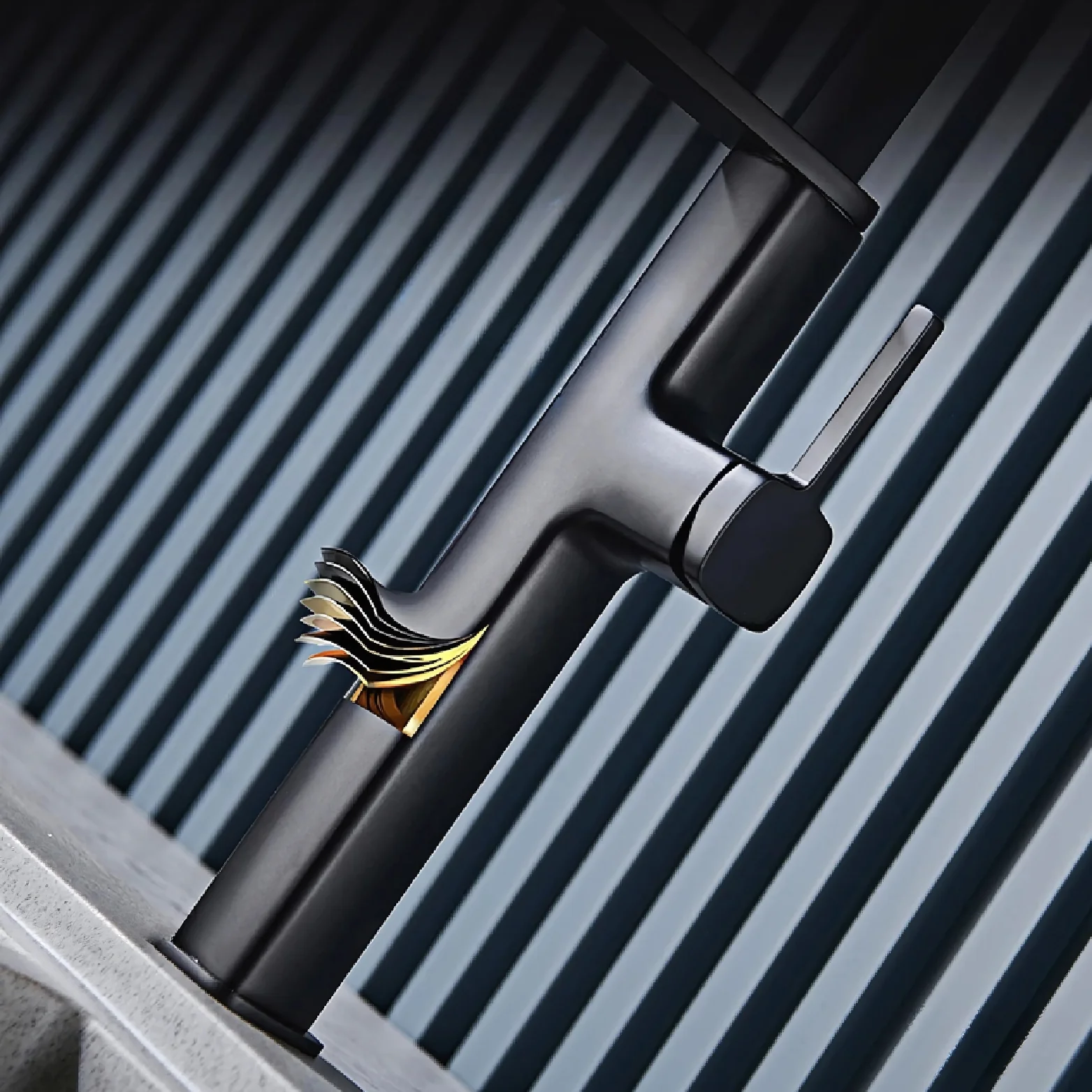 Deventer Premium - Luxury Design Pull-Down Kitchen Faucet - Image 5