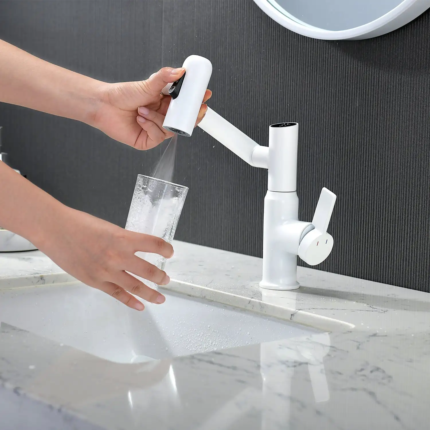 Leiden - Smart Rotating Bathroom Faucet With Temperature Display - Image 12