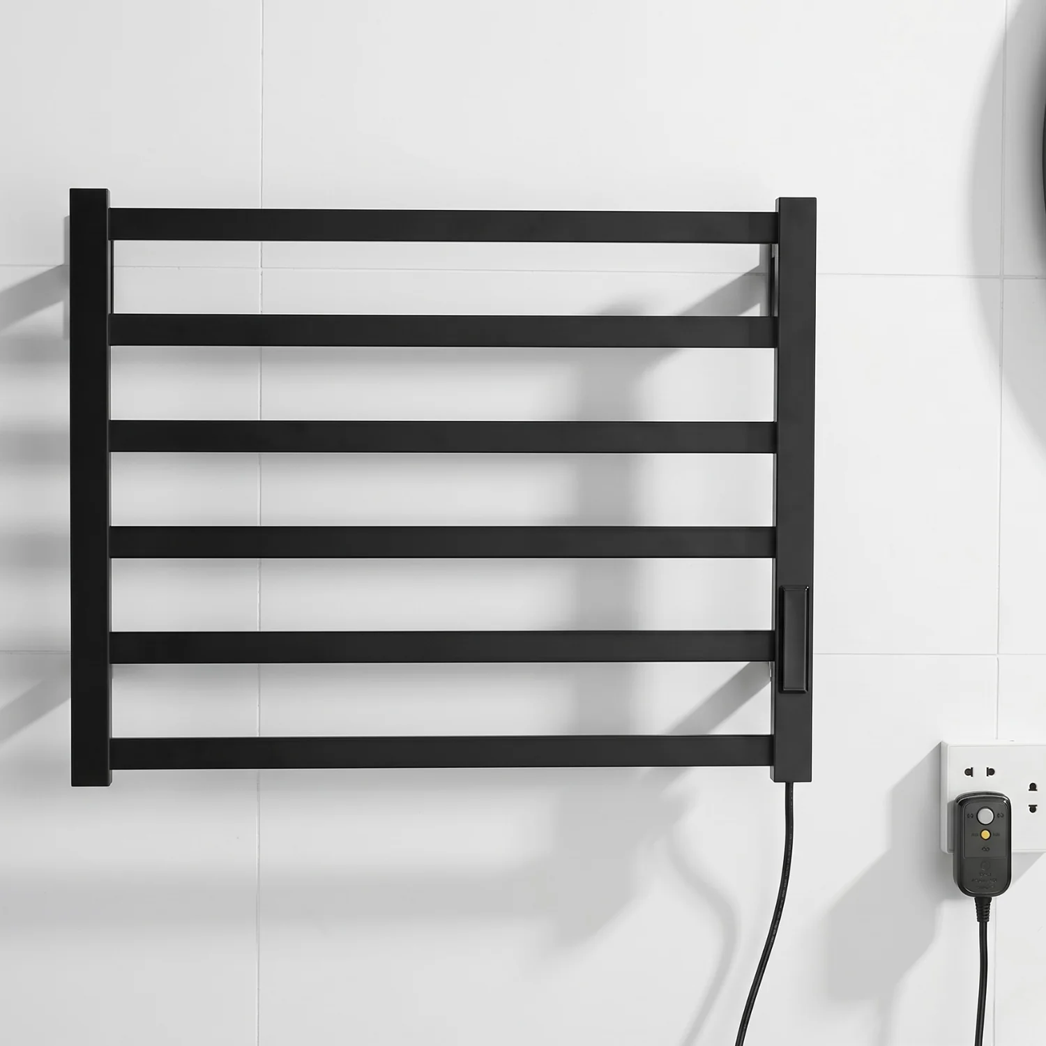 Nuremberg - Towel Bar Warmer with Screen - Image 12