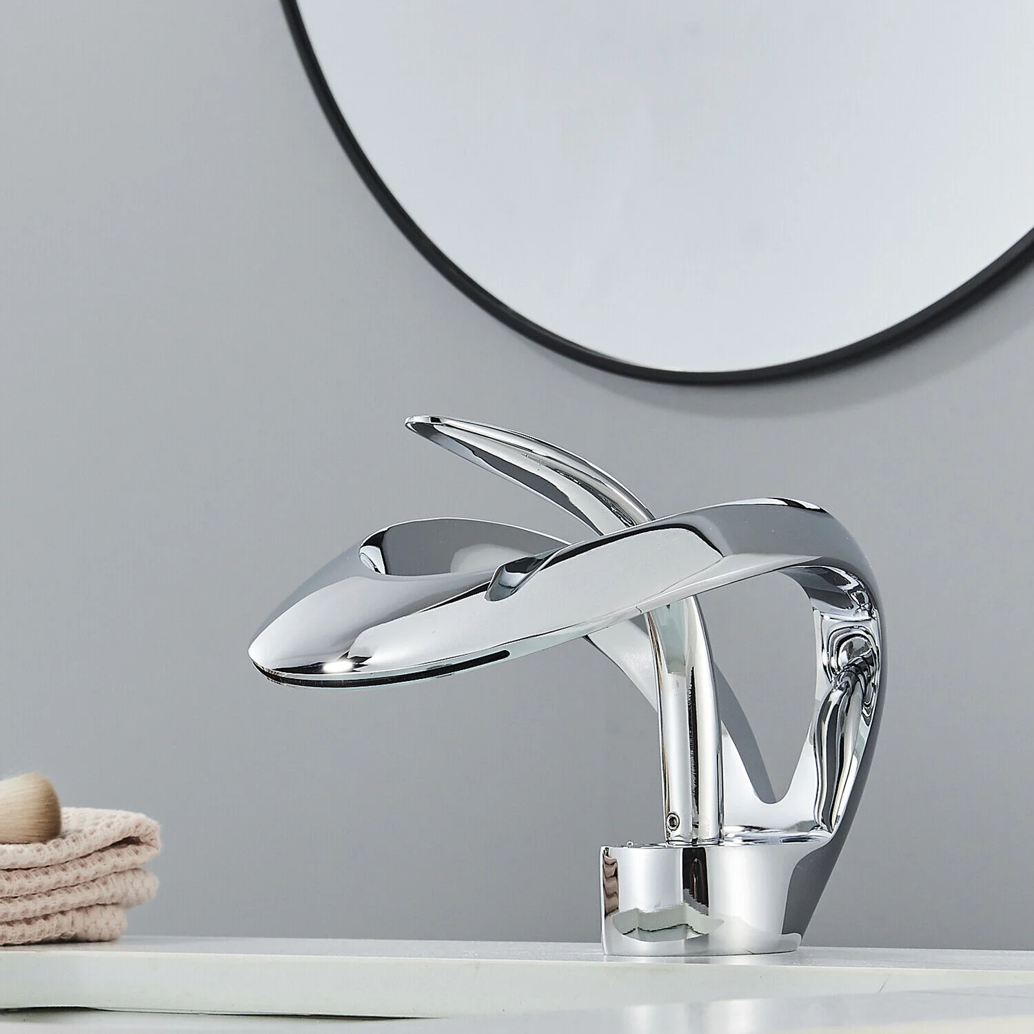 Odda - Modern Waterfall Bathroom Sink Faucet Single Hole Single Lever - Image 10