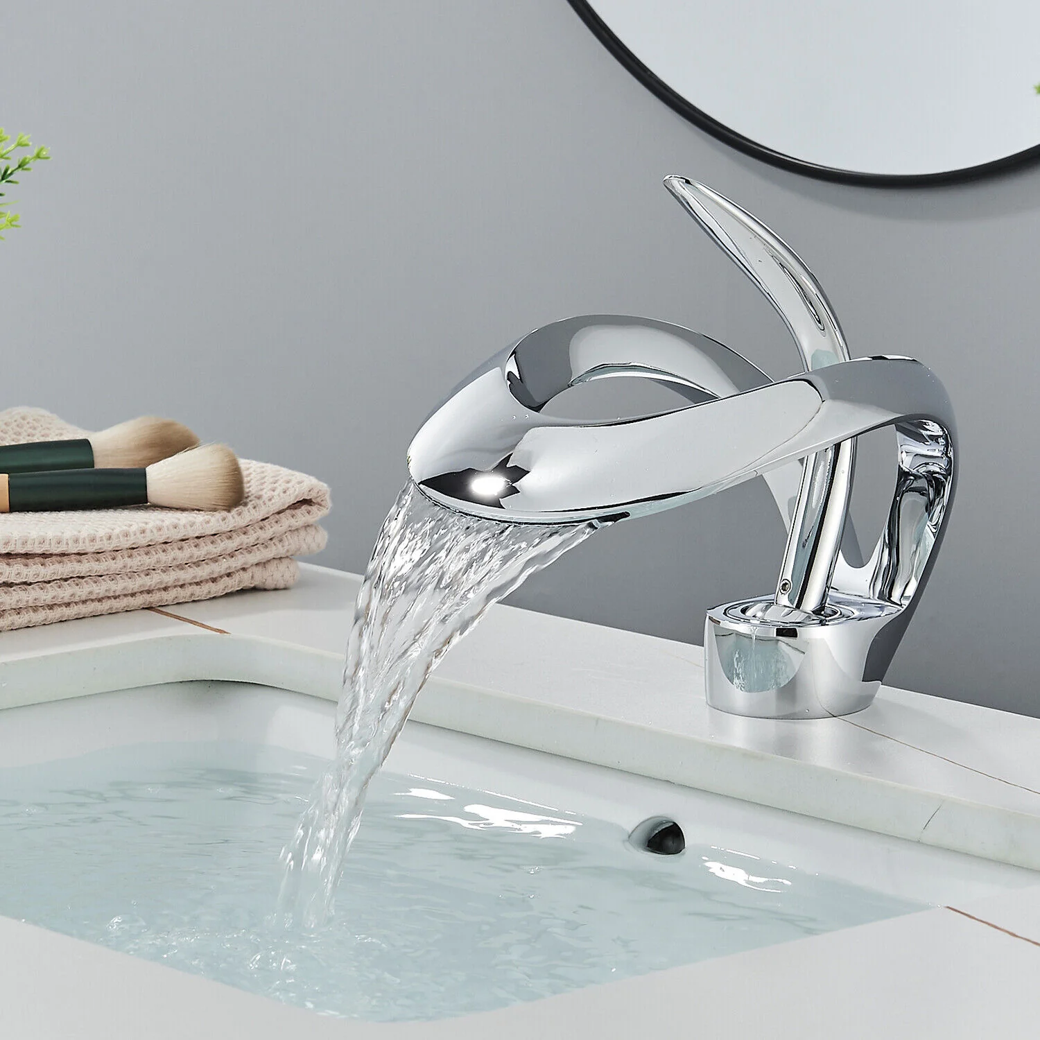 Odda - Modern Waterfall Bathroom Sink Faucet Single Hole Single Lever - Image 11