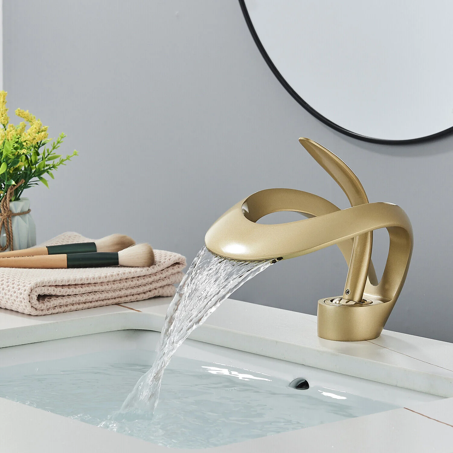 Odda - Modern Waterfall Bathroom Sink Faucet Single Hole Single Lever - Image 13