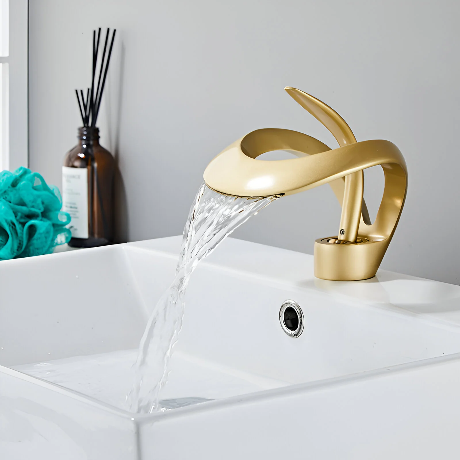 Odda - Modern Waterfall Bathroom Sink Faucet Single Hole Single Lever - Image 17