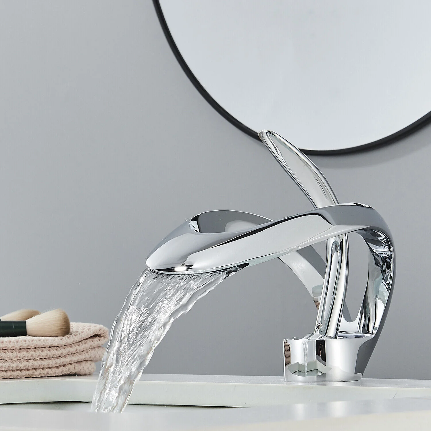 Odda - Modern Waterfall Bathroom Sink Faucet Single Hole Single Lever - Image 9