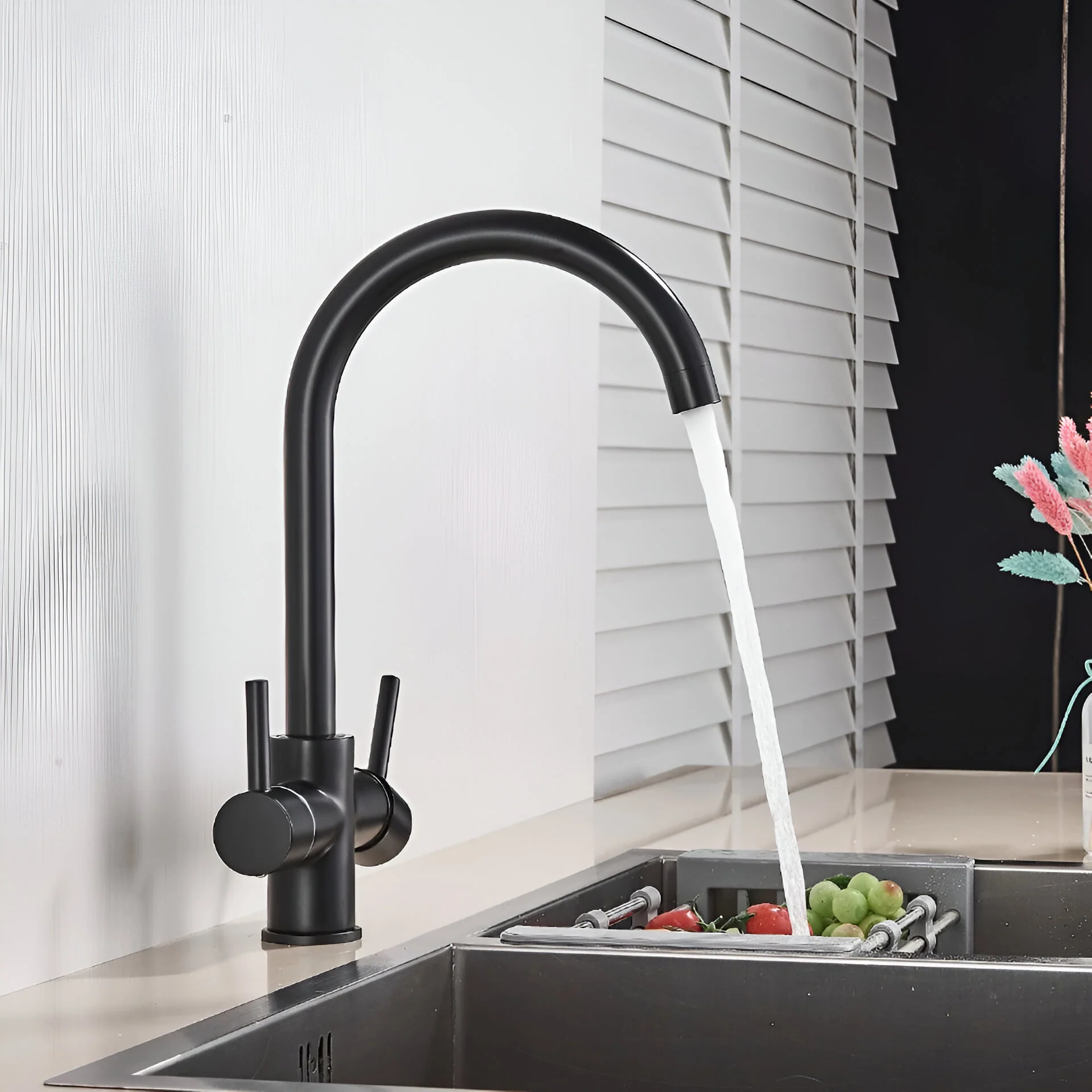 Sarpsborg - Three-Way Kitchen Faucet with Filter Tap Reverse Osmosis Compatible - Image 8