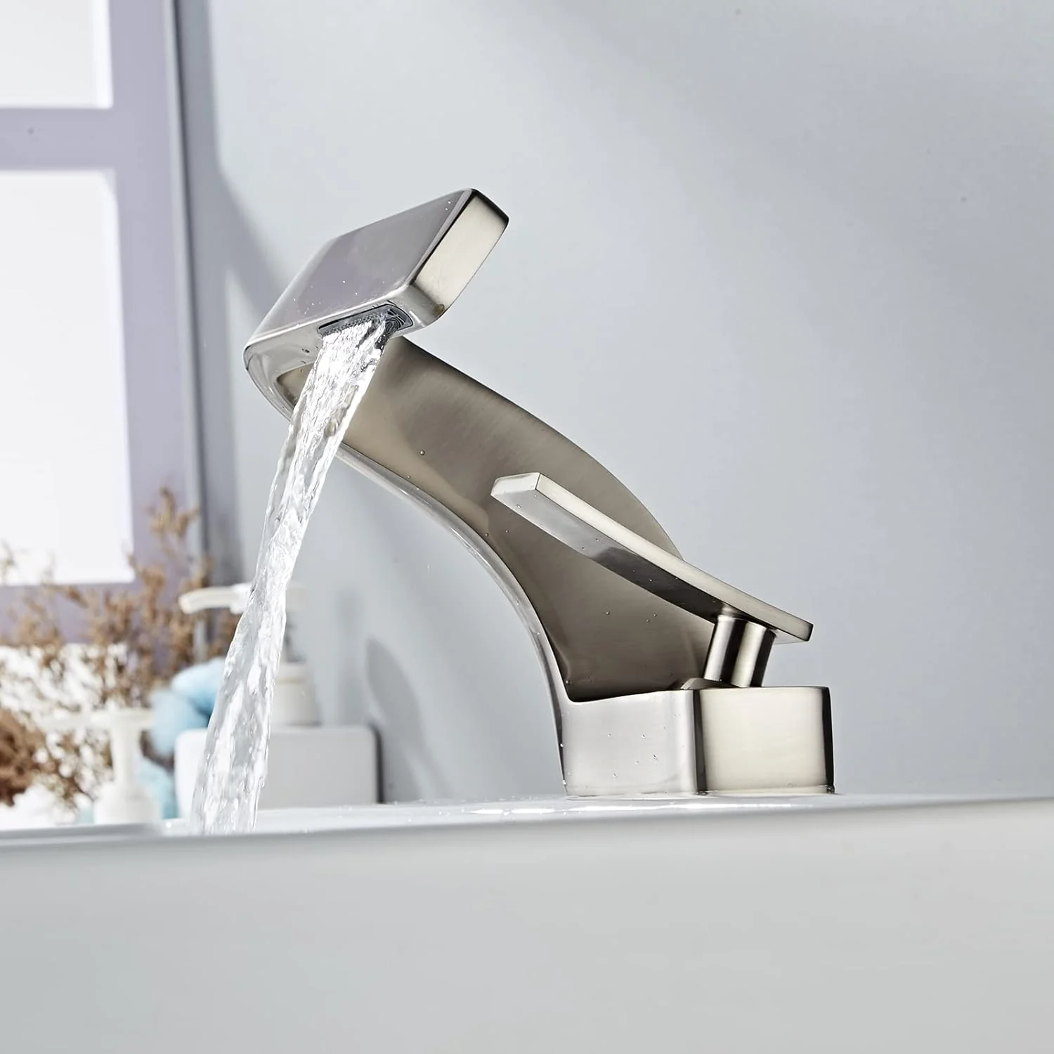 Solna - Waterfall Single Lever Brass Bathroom Sink Faucet - Image 8