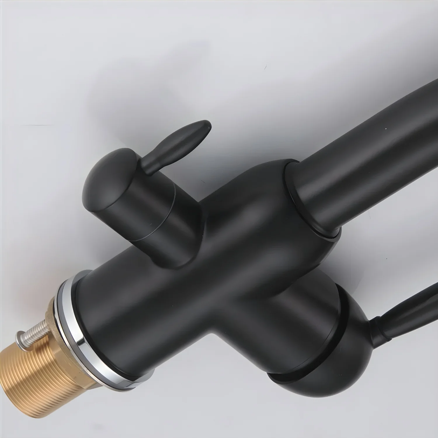 Sundby - Three-Way Faucet Kitchen Sink Mixer Tap Hot Cold Water Crane Deck Mounted Kitchen Tap - Image 11