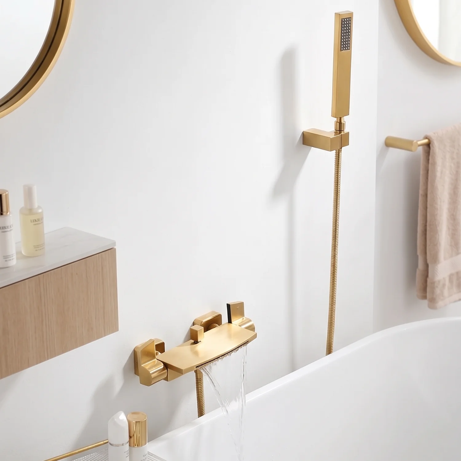 Westhafen - Modern Waterfall Shower Bathtub Wall Mounted Faucet Kit - Image 4